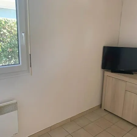Location Chalet 4 Couchages 100 M De La Plage
